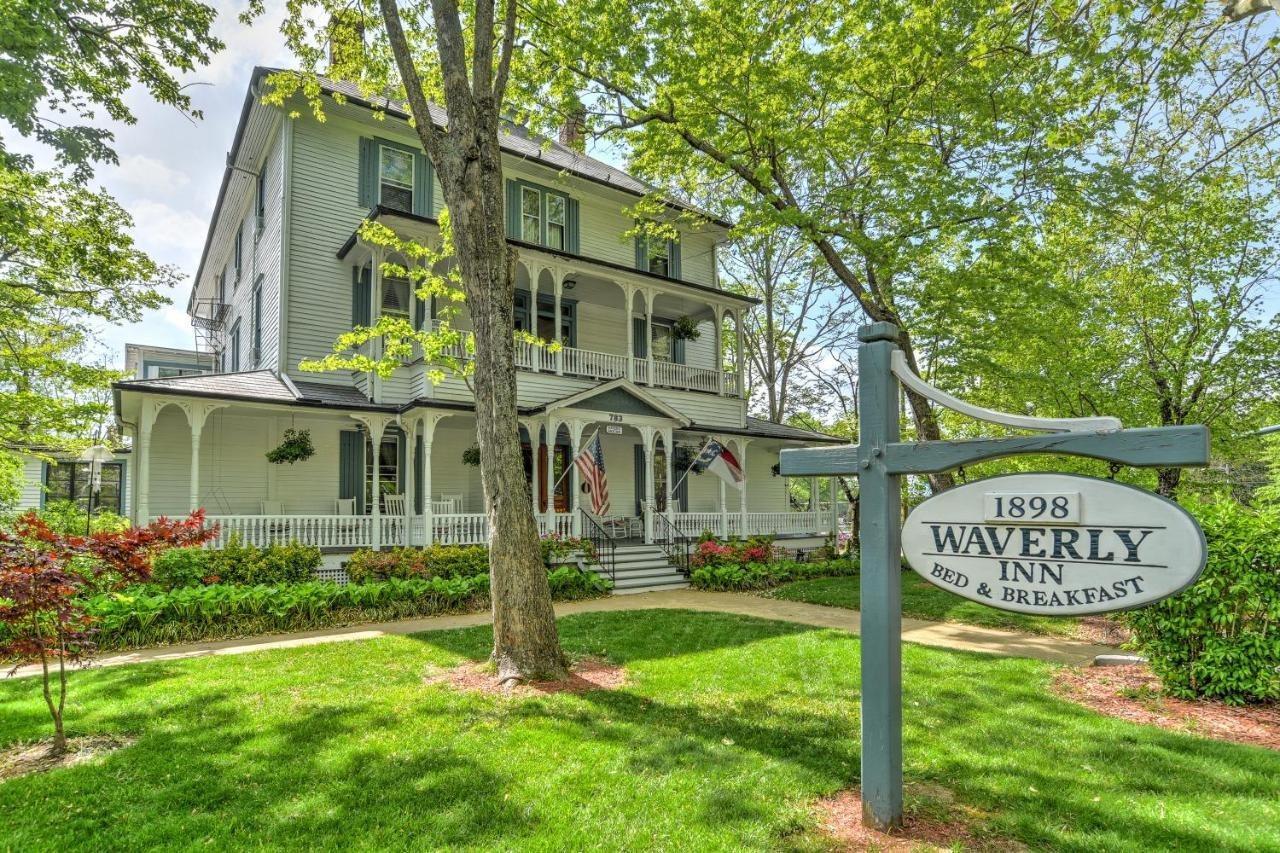 1898 Waverly Inn Hendersonville Exteriör bild